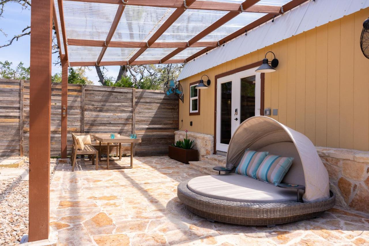 Romantic Tiny Luxury Retreat W Heated Pool, Sauna N Outdoor Shower In Wimberley 10 Acres Екстер'єр фото