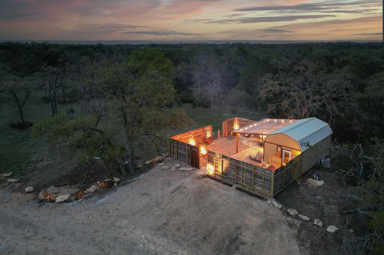 Romantic Tiny Luxury Retreat W Heated Pool, Sauna N Outdoor Shower In Wimberley 10 Acres Екстер'єр фото