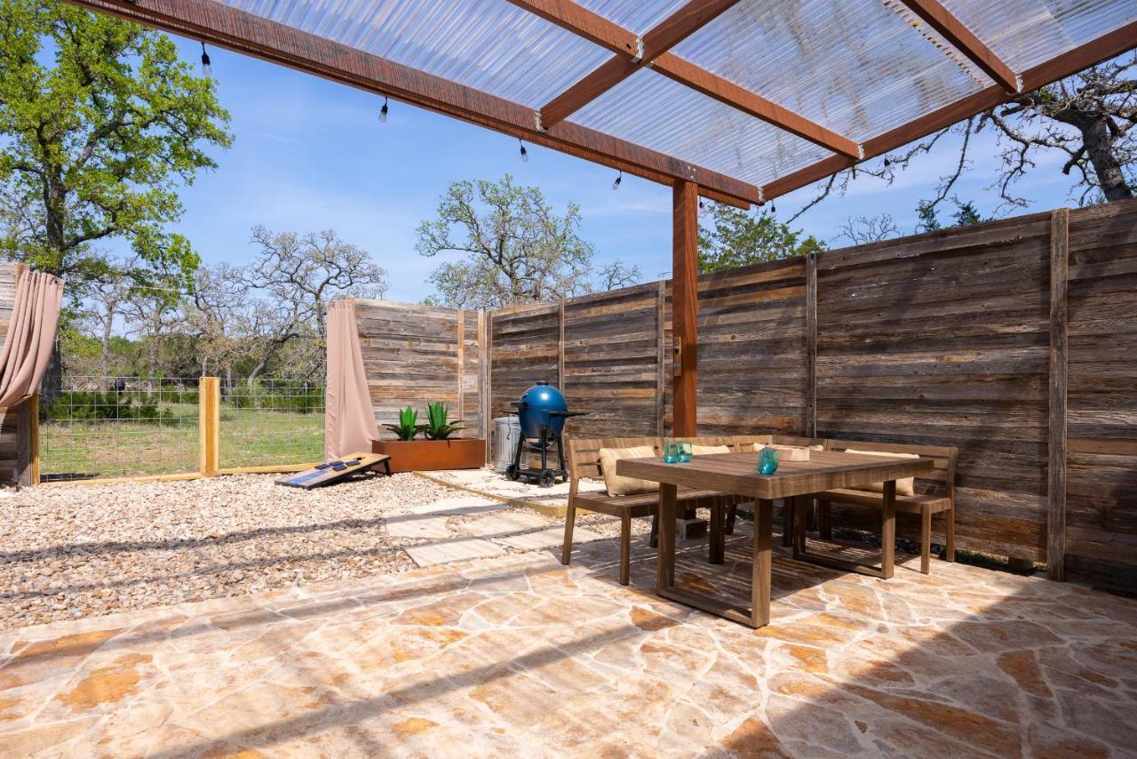 Romantic Tiny Luxury Retreat W Heated Pool, Sauna N Outdoor Shower In Wimberley 10 Acres Екстер'єр фото